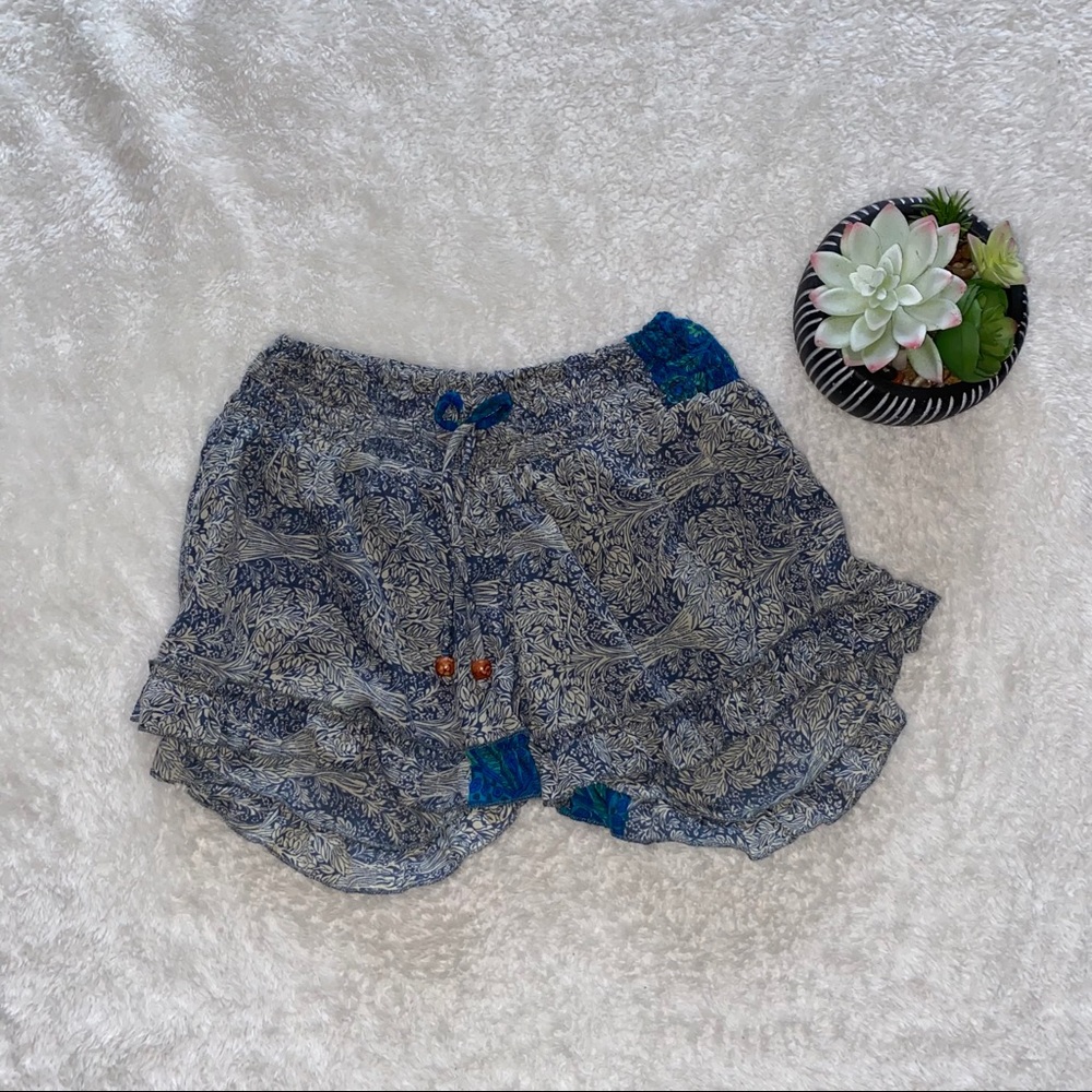 Super cute and comfy shorts🌺